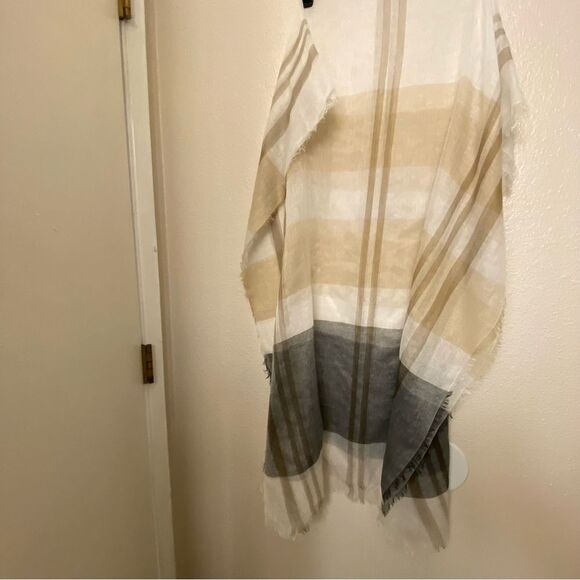 Tan beige gray plaid gauze semi sheer lightweight muslin scarf wrap 80x32 - Picture 4 of 8